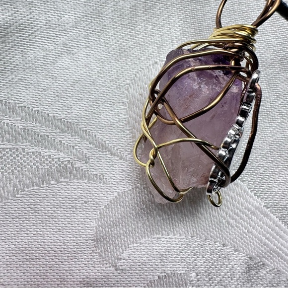 Purple Amethyst Stone Pendant necklace 24’ New Unicorn Wire Wrapped Necklace - Picture 4 of 11